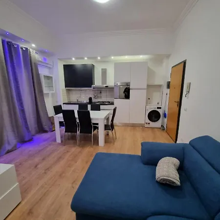 Piazza Colombo-apartments Sanremo