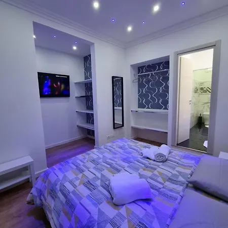 Piazza Colombo-apartments Sanremo