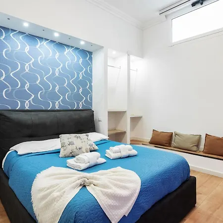 Apartmán Elegante In Centro A - Piazza Colombo *