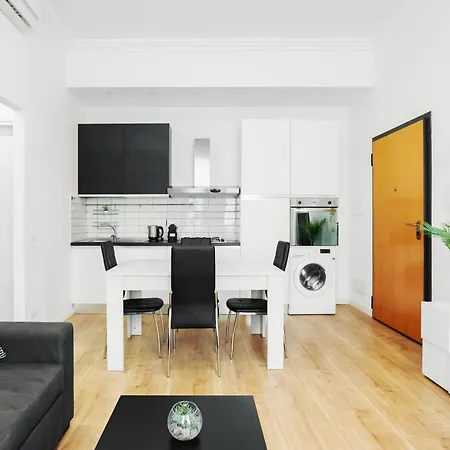 Elegante In Centro A - Piazza Colombo Apartman *